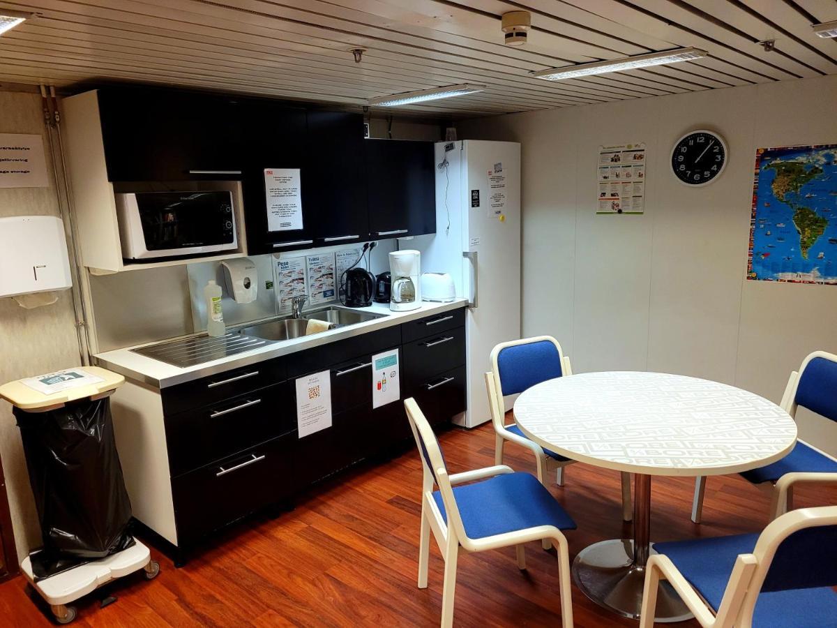 Laivahostel S/S Bore Τούρκου Εξωτερικό φωτογραφία