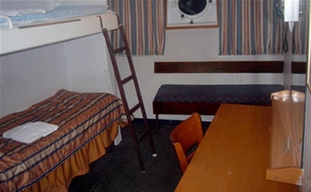 Laivahostel S/S Bore Τούρκου Δωμάτιο φωτογραφία